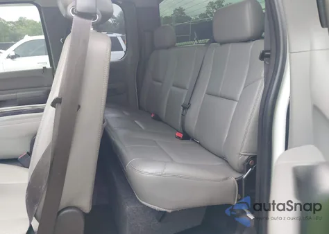 2008 Chevrolet Silverado 1500 Work Truck z USA, uszkodzony, nr VIN 1GCEK19C38Z214913